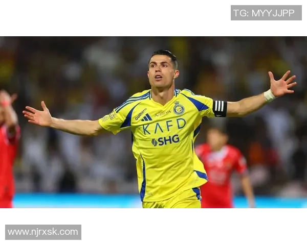 C罗与佩莱的巅峰对决谁能在绿茵场上书写传奇篇章